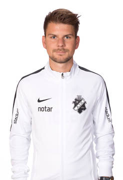 s Lukas Arndt