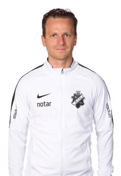 s assisterande tränare Bartosz Grzelak
