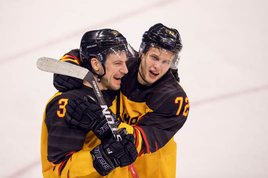 Patrick Reimer of Germany and Dominick Kahun of Germany