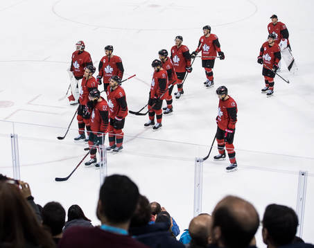Players of Canada looks dejected
