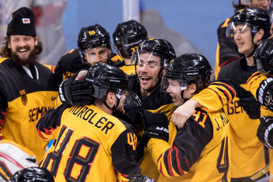 Players of Germany celebrates