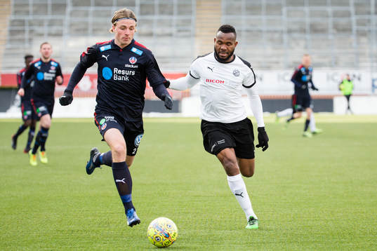Helsingborgs Carl Johansson  och Örebros Michael Junior