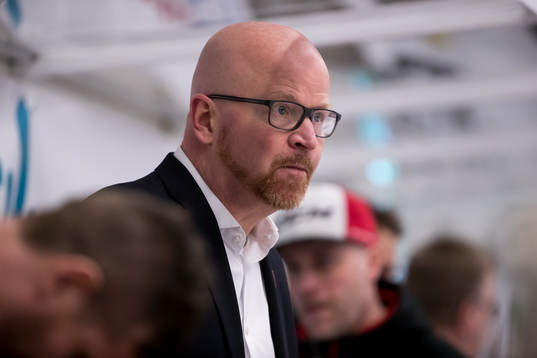 Moras tränare Johan Rosen  i ishockeymatchen i SHL mellan