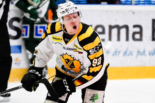 Skellefteås Jesper Olofsson jublar