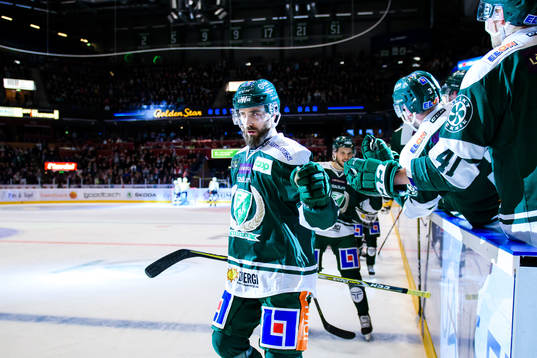Färjestads Morgan Ellis jublar
