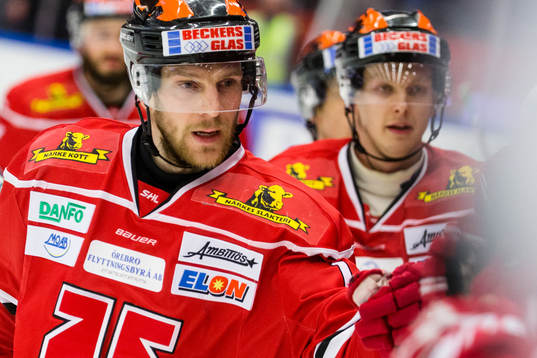 Örebros Tom Wandell jublar