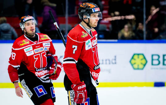 Örebros Victor Bartley och Alexander Hellström deppar