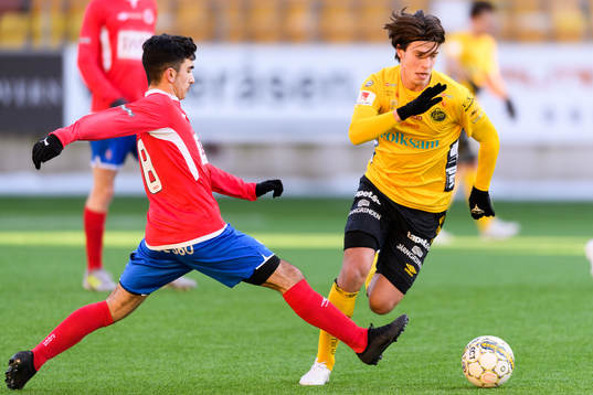 Elfsborgs Joakim Engström och Karlslunds Charbel Coskun