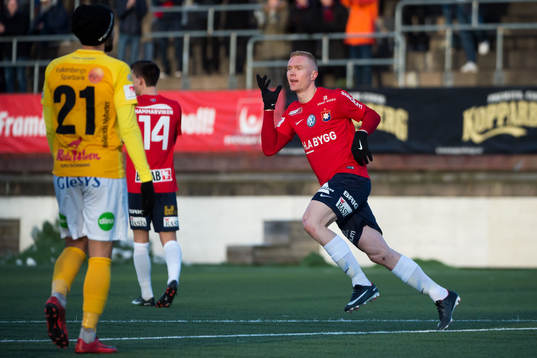 Bläddra bland fler bilder av Fotboll, Träningsmatch, Örgryte - Falkenberg