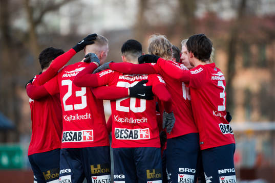 Örgrytes spelare jublar