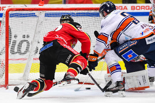 Luleås Karl Fabricius gör 1-0
