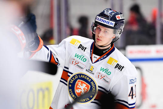 Växjös Elias Pettersson jublar
