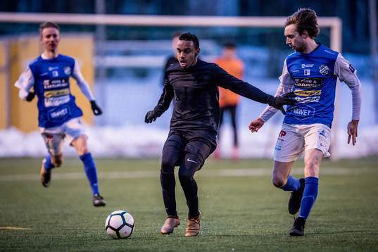 s Bilal Hussein och Oddevolds Daniel Ahonen