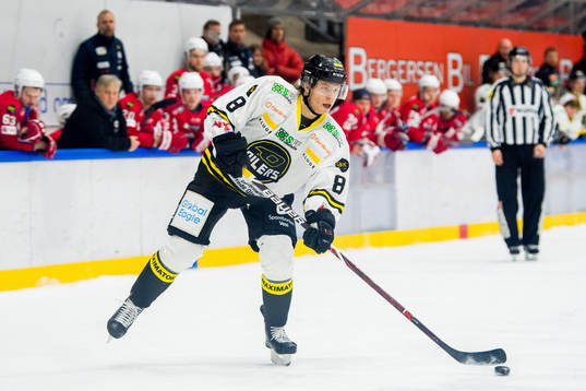 Mathias Trettenes of Stavanger Oilers