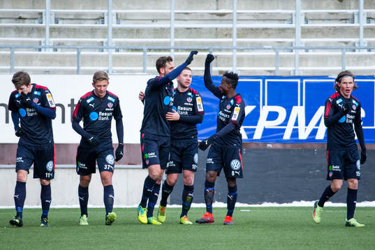 Helsingborgs Mikael Dahlberg jublar