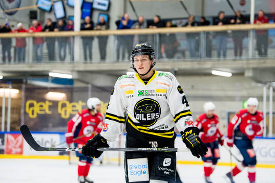Johannes Johannesen of Stavanger Oilers looks dejected
