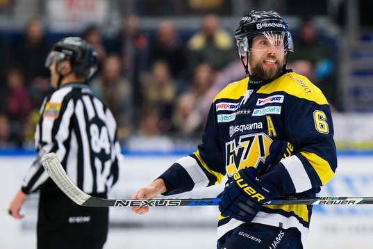 s Christoffer Persson irriterad på Malmö Redhawks Stefan