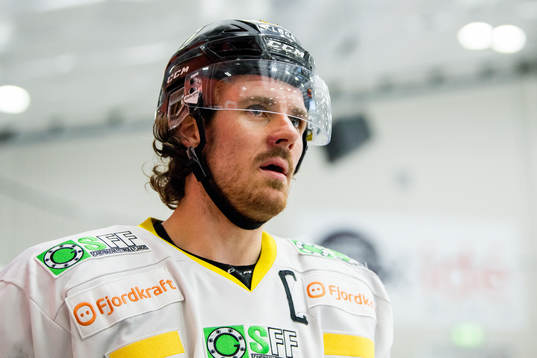 Kristian Forsberg of Stavanger Oilers