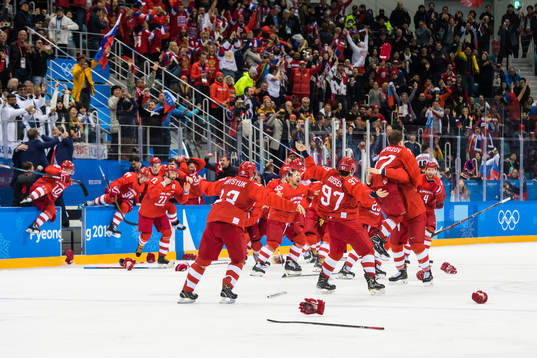 Team Russia (OAR) celebrating