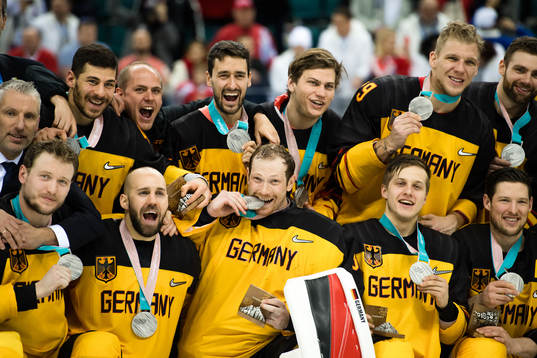 Team Germany, silver, celebrating