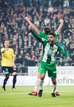 Hammarbys Imad Khalili jublar