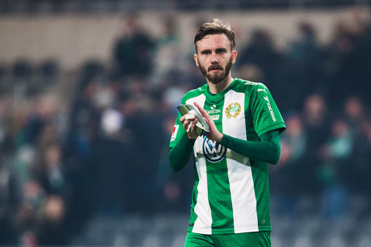 Hammarbys Simon Sandberg applåderar publiken