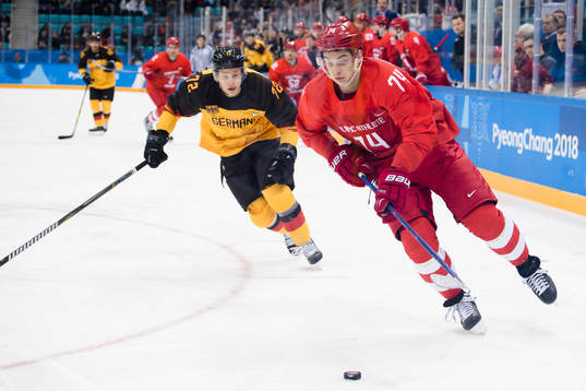 Dominick Kahun of Germany and Nikolai Prokhorkin Of Russia