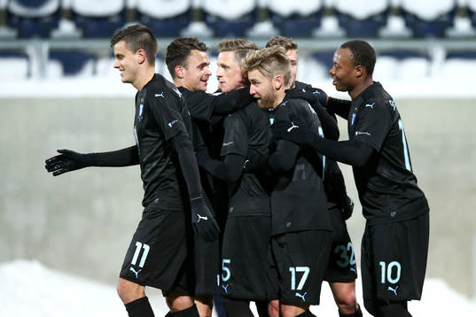 Malmö FFs Rasmus Bengtsson jublar med Alexander