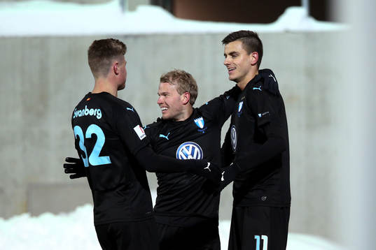 Malmö FFs Alexander Jeremejeff (till höger) jublar med