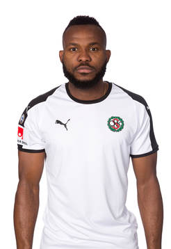 Örebros Michael Omoh