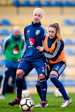 Caroline Seger och Filippa Angeldal