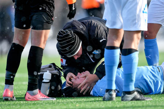 Malmö FFs Hugo Andersson ligger kvar