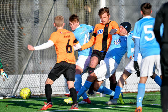 Malmö FFs Franz Brorsson gör mål