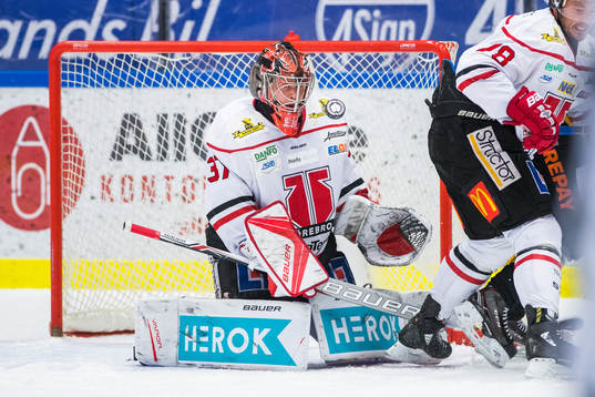 Örebros målvakt Eero Kilpeläinen