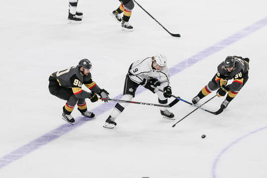 Los Angeles Adrian Kempe