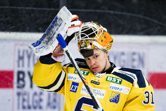 Södertäljes målvakt Henrik Lundberg