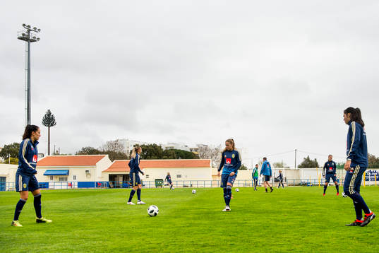 Anna Oskarsson, Filippa Angeldal och målvakt Zecira