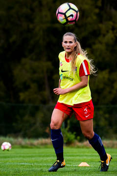 Lisa-Marie Karlseng Utland