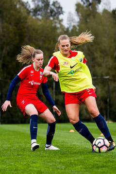 Stine Pettersen Reinås och Lisa-Marie Karlseng Utland