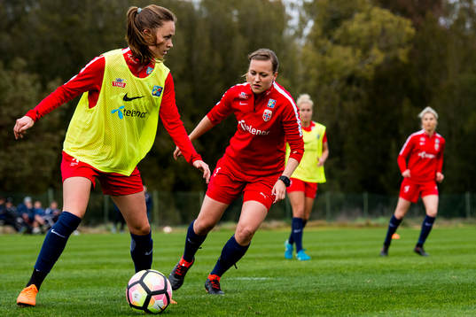 Caroline Graham Hansen och Kristine Minde