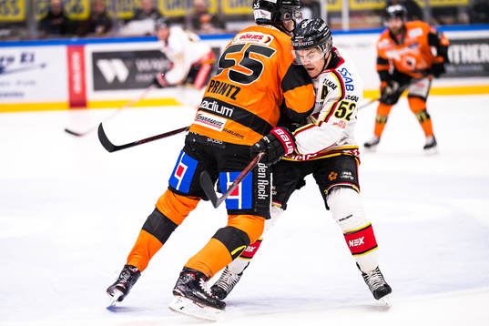 Karlskronas David Printz  och Luleås Karl Fabricius i gruff