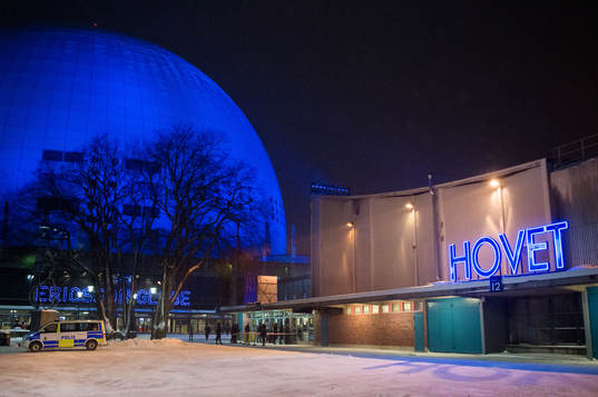 Globen och Hovet före ishockeymatchen i Hockeyallsvenskan
