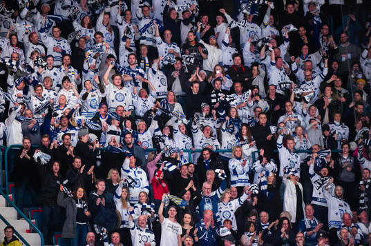 Leksands supportrar jublar