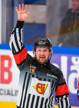 Matchens domare Christoffer Karlsson