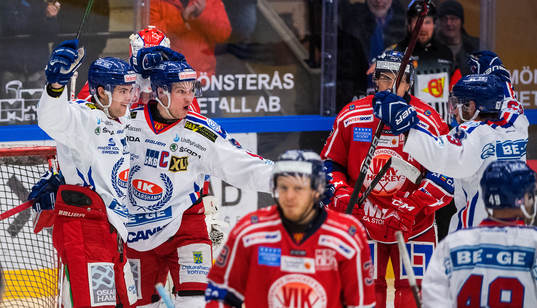 Oskarshamns Jonas Engström jublar