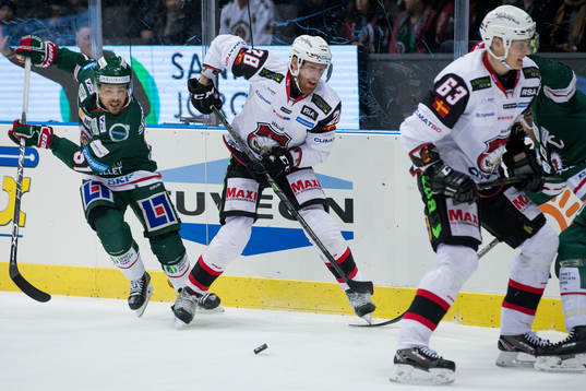 Frölundas Mats Rosseli Olsen och Malmö Redhawks Jens