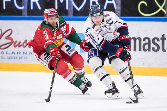 Moras Brandon Gormley och Linköpings Nick Sörenssen  i