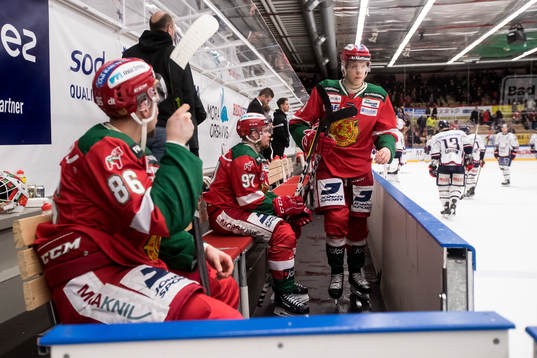 Moras Emil Bejmo och David Kase och Mathias Bromé deppar i