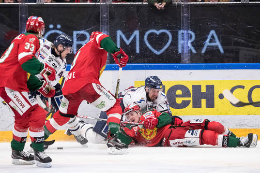 Linköpings Tony Mårtensson och Moras Michael Haga och