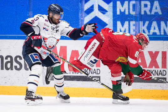 Linköpings Almen Bibic och Moras Mathias Bromé  i